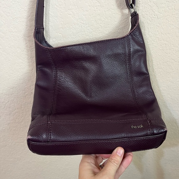 The Sak De Young Crossbody in Leather, Aubergine lightly used with light wear - Picture 6 of 11